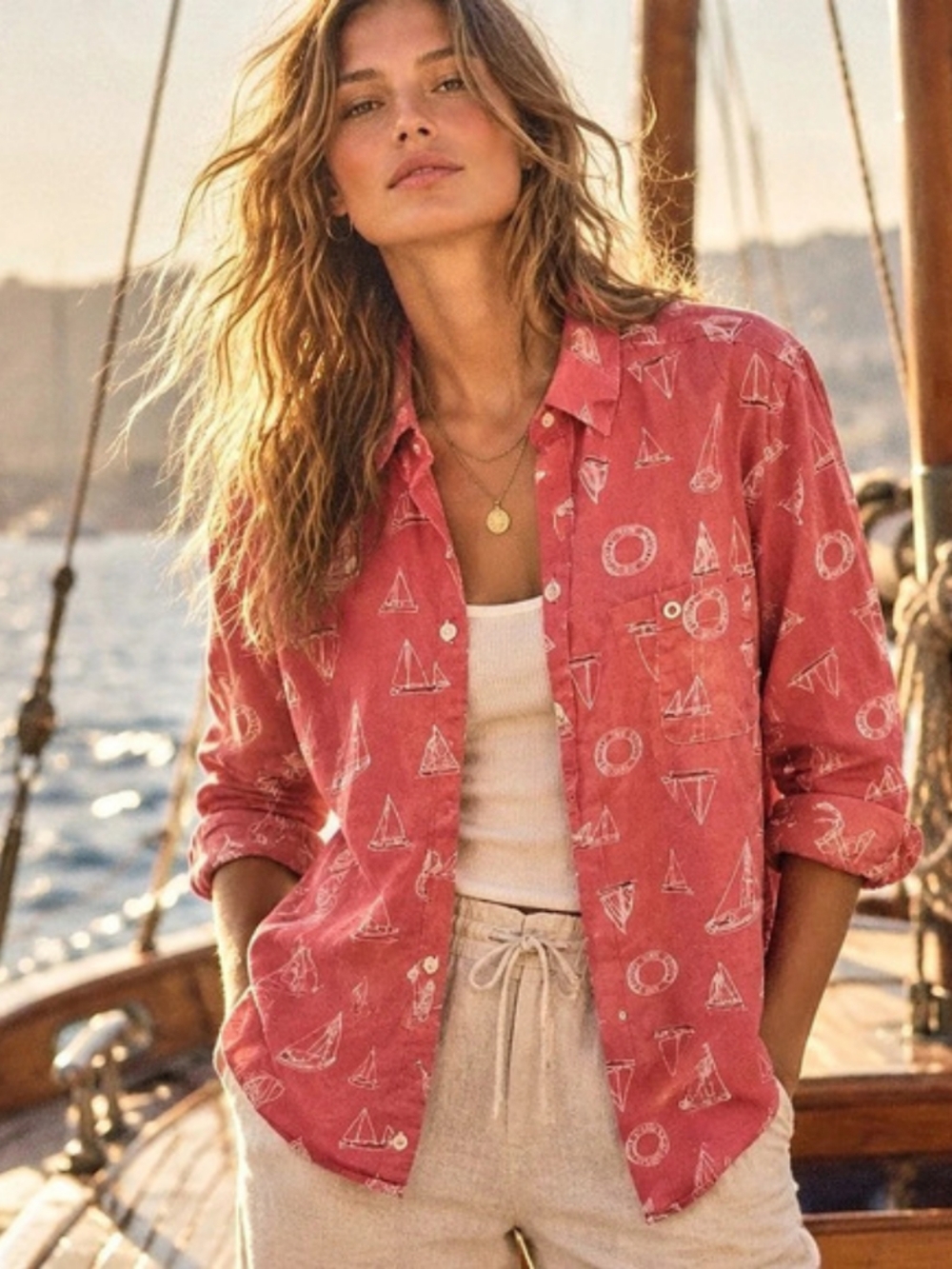 Sag Harbor Sailboat Print Button Down in Pink Like New